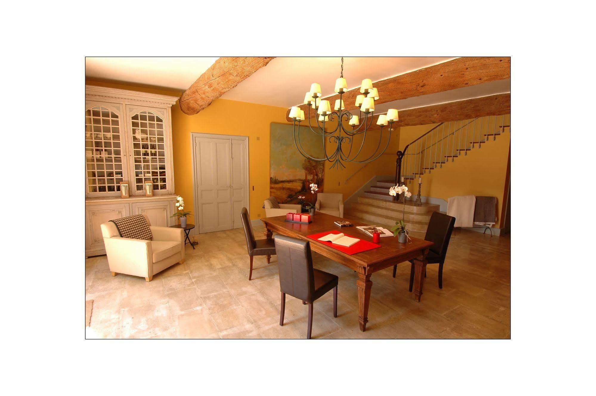 Hotel Mas De Peint - Les Collectionneurs à Arles Extérieur photo